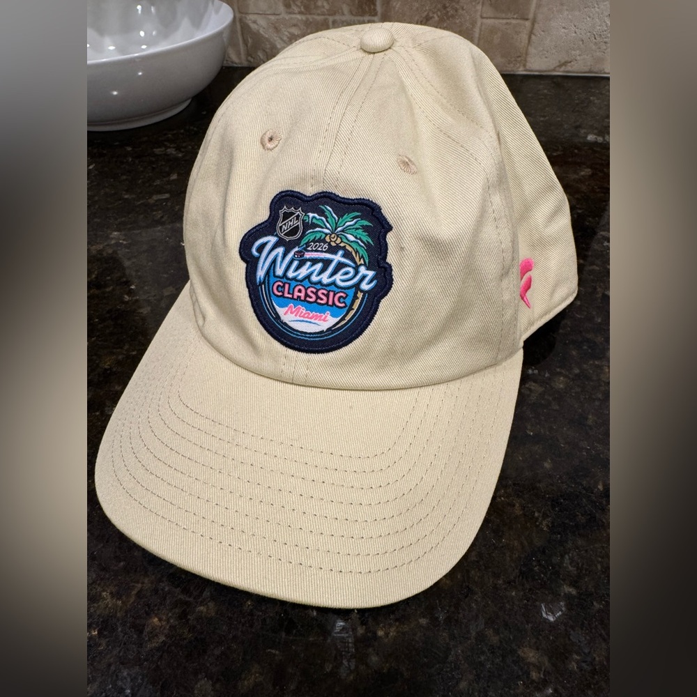 Fanatics Authentic NHL Winter Classic Cap
